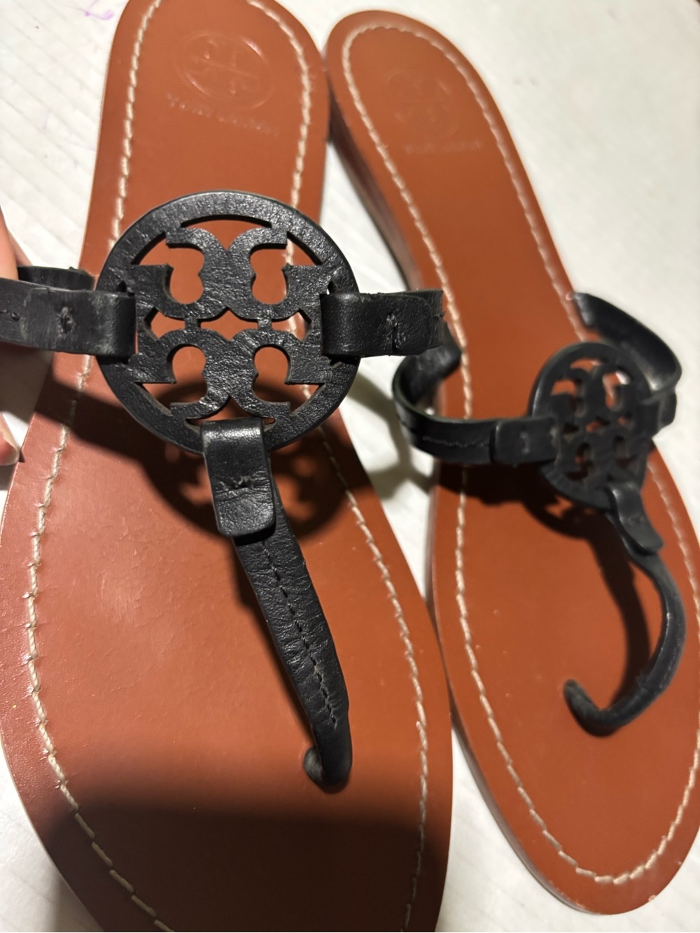 Tory Burch Black Leather Logo Thong Sandals with Tan Footbed - Picture 5 of 10